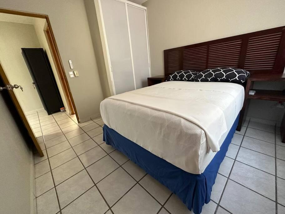 Сasa de vacaciones Your In Paradise Sleeps 11
